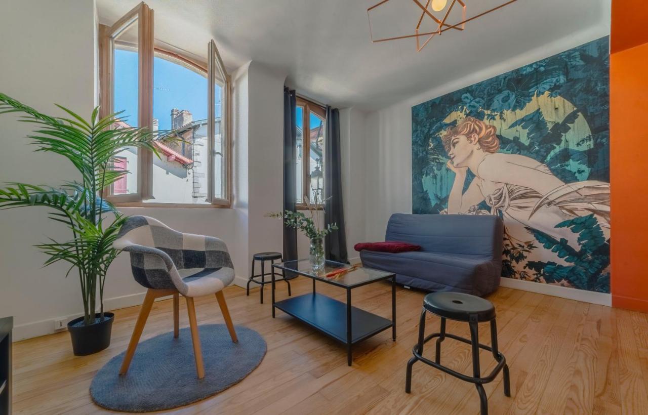 Le Bel Endroit - Joli T2 Pour 4 Pers Apartment Bidache Екстериор снимка